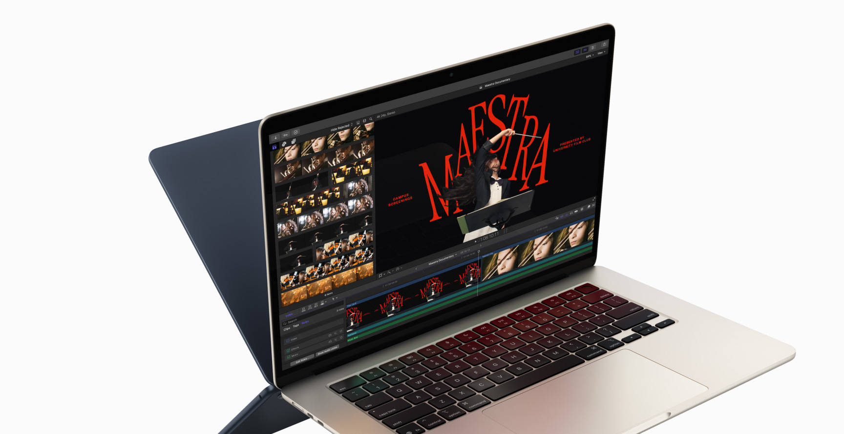 Un MacBook Air affichant un montage vidéo dans Final Cut Pro pour montrer les capacités de la puce M4. On aper?oit l’arrière d’un second MacBook Air derrière le premier, comme une image en miroir.