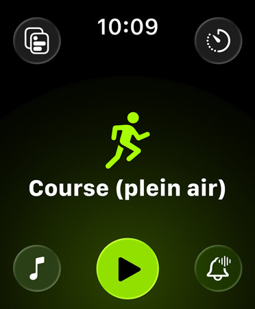 Nouvel affichage de l’app Exercice, boutons verts dans chaque coin pour accéder aux alertes, à la musique, aux expériences, aux exercices personnalisés et aux données, sur un fond noir. Au centre, une ic?ne de coureur verte, avec au-dessous Course (plein air) en lettres blanches et encore en dessous, un bouton Lecture vert