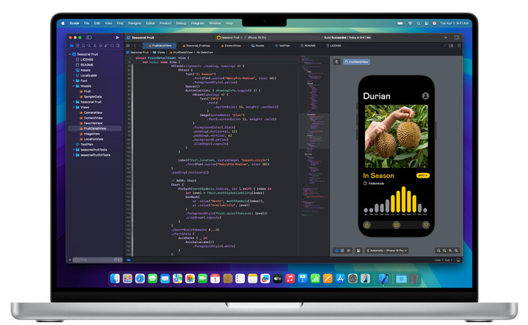 開いた狀態(tài)のMacにXcodeアプリが表示されている