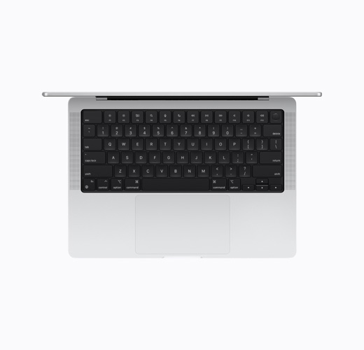 俯視打開的銀色 MacBook