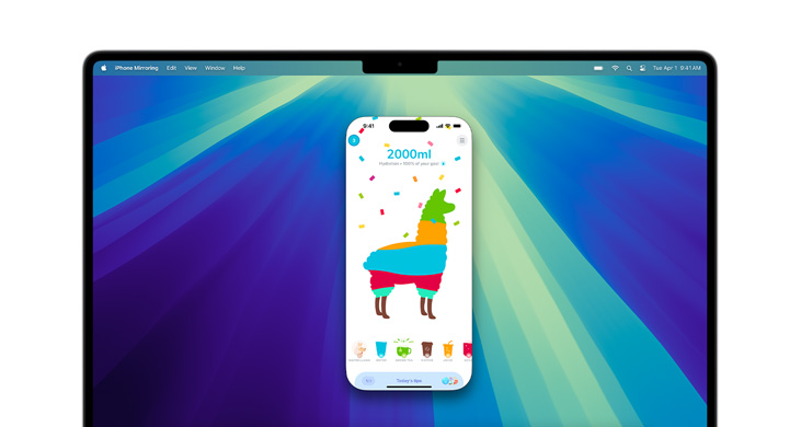MacBook Pro M4 螢?zāi)簧险故?iPhone 鏡像輸出功能和 Waterllama app。