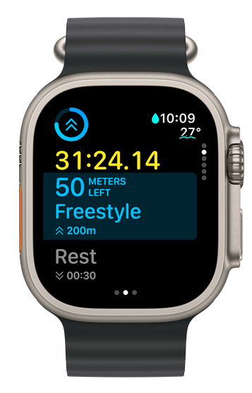 Apple Watch Ultra 螢?zāi)伙@示目前間歇訓(xùn)練項(xiàng)目的計(jì)時(shí)資料，以及自訂體能訓(xùn)練的剩餘項(xiàng)目