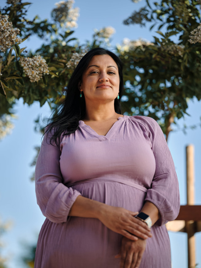 El compromiso de Apple de $2,500 millones de dólares para enfrentar la crisis de acceso a la vivienda en California incluye la construcción de miles de unidades nuevas y la implementación de programas que ayuden a las poblaciones vulnerables.