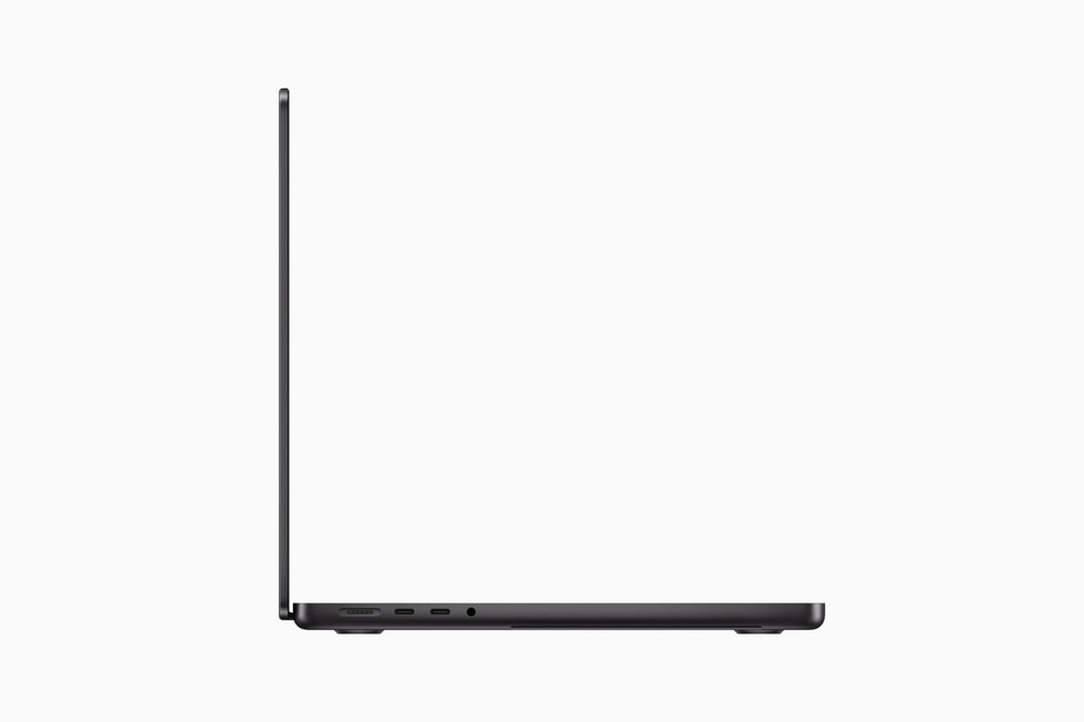 Yeni ince MacBook Pro yandan g?steriliyor.