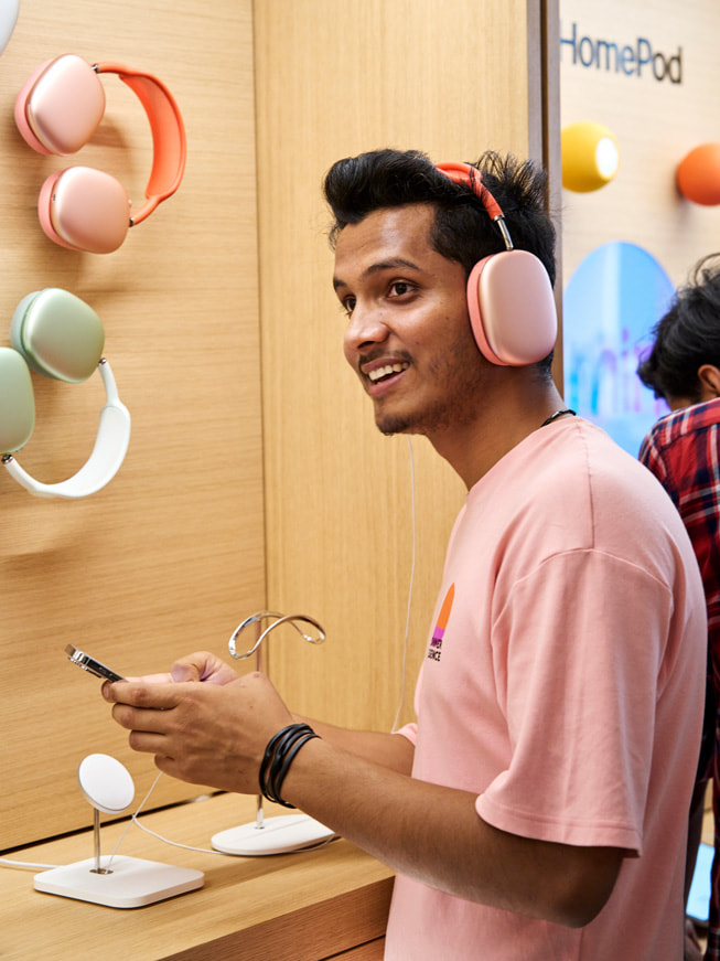 ??? ??????? ???? ?????? ?????? AirPods?Max ???? ????? ??????.