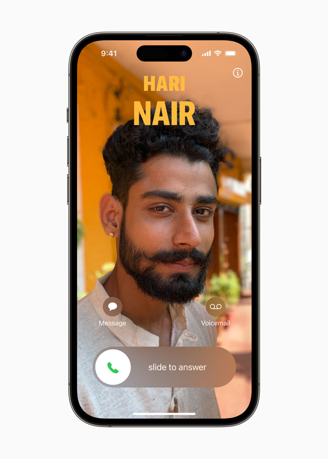 iPhone 14 Pro’da Hari Nair’in Ki?i Posteri g?steriliyor.