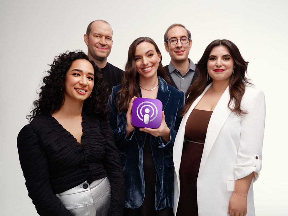 ??i ng? Slate s?n xu?t mùa m?i nh?t c?a Slow Burn k? v? Roe v. Wade, ?? ??t ???c gi?i th??ng “Ch??ng trình c?a n?m” trao b?i Apple Podcast Awards. 