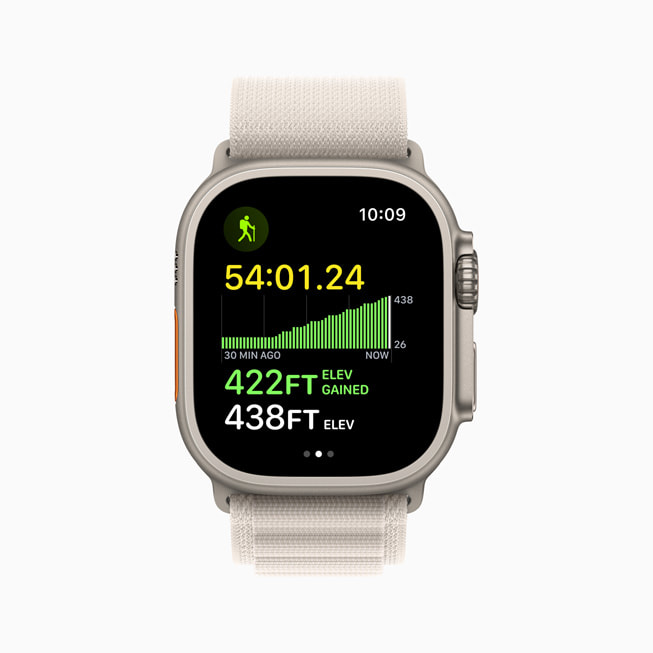 Y?ld?z ????? rengi Alpine Loop kay??l? Apple?Watch?Ultra Antrenman uygulamas?ndaki Yükseklik bilgisini g?steriyor.