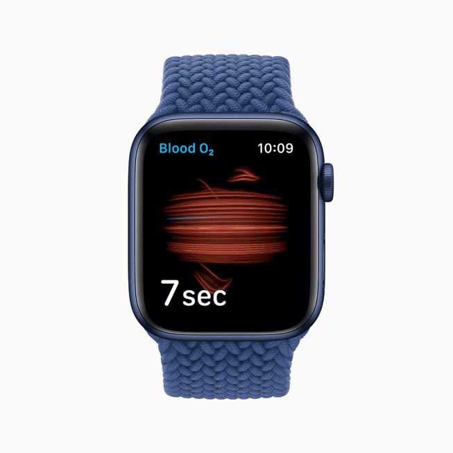 Apple Watch Series 6’daki Kanda Oksijen sens?rünü ve uygulamas?n? g?steren bir GIF.