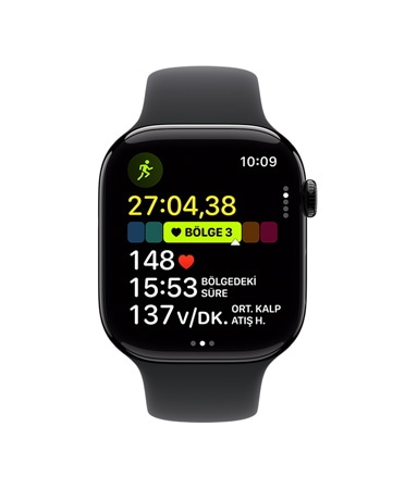 Siyah Spor Kordonlu Apple Watch Series 10’un ?nden g?rünümü, Kullan?c? Arayüzünde Antrenman, Ko?u (D??), Kalp At?? H?z? B?lgeleri g?rülüyor