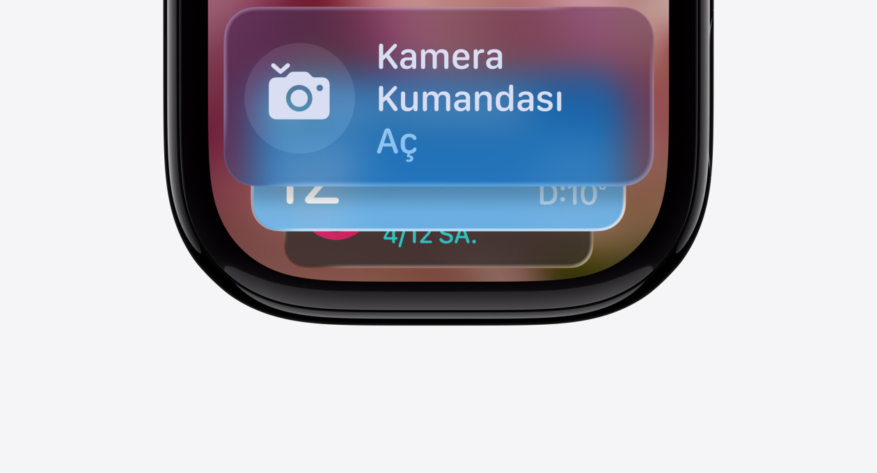 Kay??s?z Simsiyah Apple Watch'un kadran?nda Ak?ll? Gruplama ipucu g?stergesi g?rünüyor
